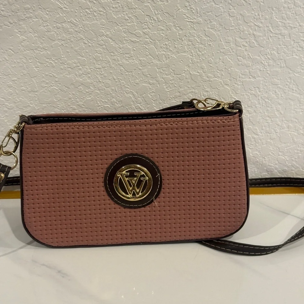 Vintage Elegant‎ Pink Crossbody Bag
